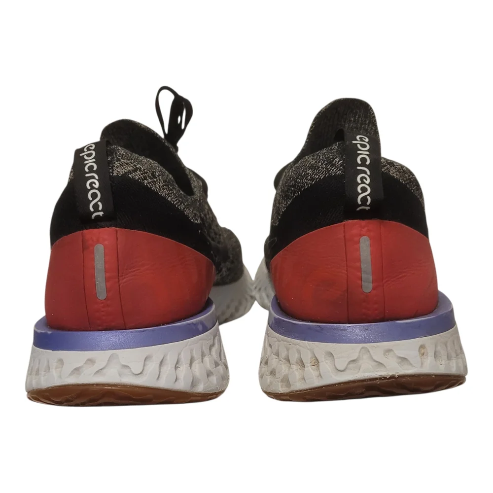 Nike‎ Black and Gray Athletic Shoes